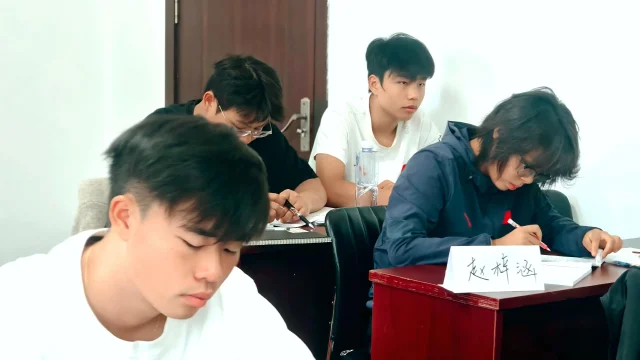 柏木体育教学场景