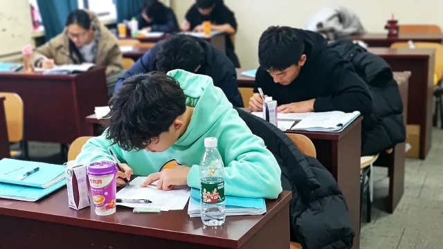 柏木体育教学场景