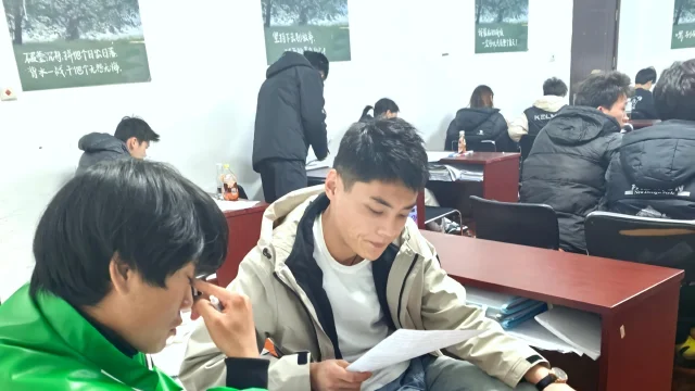 柏木体育教学场景